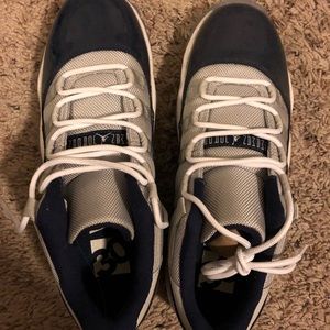 Nike air jordan retro 11 bred